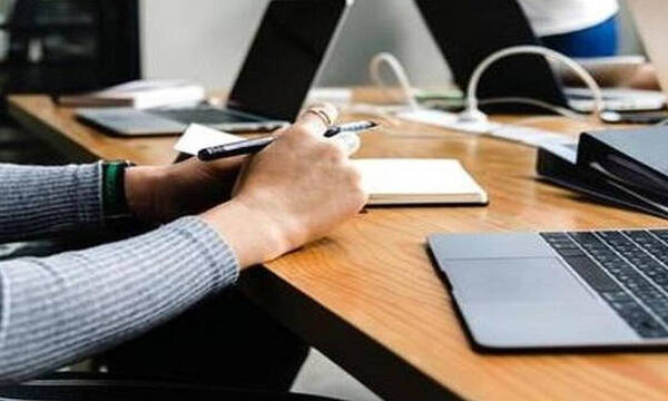 Ψηφιακή κάρτα εργασίας: Πώς θα λειτουργεί - Πού θα εφαρμοστεί πιλοτικά