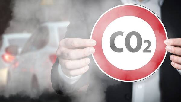 Κλιματική αλλαγή: Το πλουσιότερο 10% του πλανήτη ευθύνεται για πάνω από τις μισές εκπομπές άνθρακα