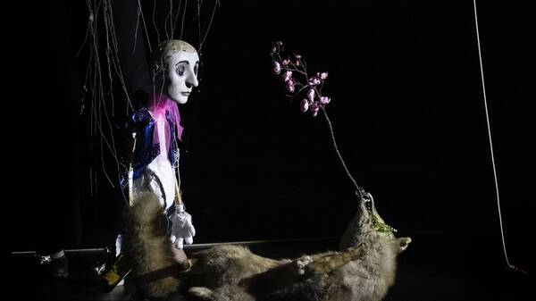 «Μπιμπιλολό»: Μια μουσική φαντασμαγορία στην Εναλλακτική Σκηνή της Εθνικής Λυρικής Σκηνής