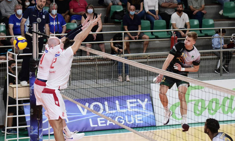 Volley League Ανδρών: Νίκη του Φοίνικα Σύρου με 3-2 σετ κόντρα στον μαχητικό, Μίλωνα (videos)