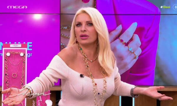 Ελένη Μενεγάκη: Παραλίγο ατύχημα on air – Έβγαλε τις γόβες της και… έβαλε τις φωνές (Video)