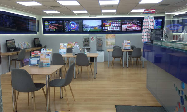 Πώς θα διεκδικήσετε πλούσια δώρα πληρώνοντας φόρο εισοδήματος και ΕΝΦΙΑ