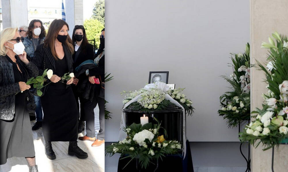 Κηδεία Χρήστου Κυριαζή: Συντετριμμένη η Βάνα Μπάρμπα, τον αποχαιρέτησε με ένα λευκό τριαντάφυλλο