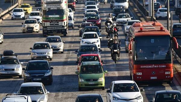 Τέλη κυκλοφορίας: «Ανέβηκαν» στην ηλεκτρονική πλατφόρμα myCAR της ΑΑΔΕ