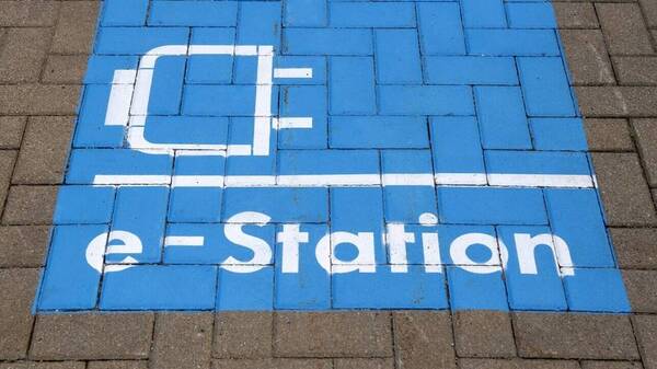 ΔΕΔΔΗΕ: Νέα εφαρμογή για συνδέσεις υποδομών φόρτισης ηλεκτρικών οχημάτων