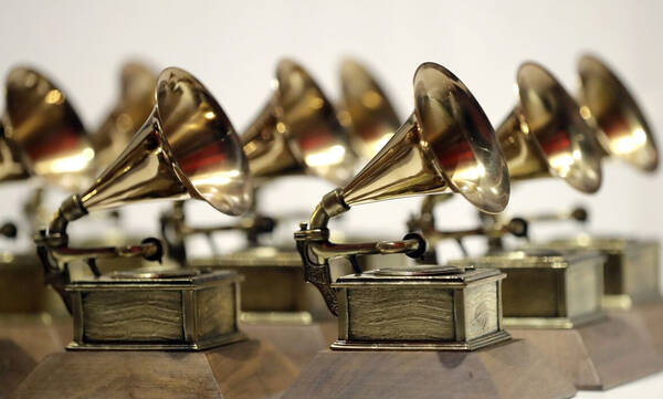 Grammy 2022: Η ημερομηνία, ο παρουσιαστής και οι υποψηφιότητες των μουσικών βραβείων