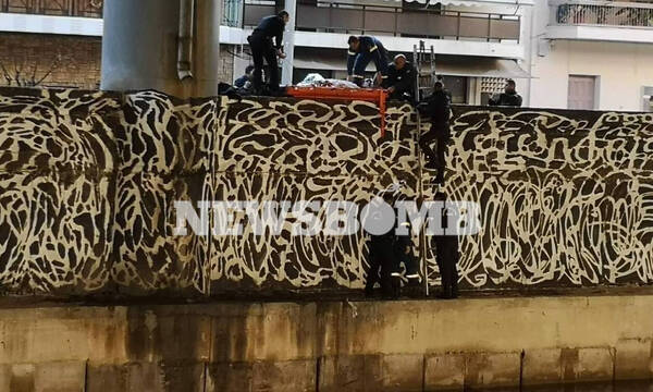 Χαμός στον Κηφισό: Γυναίκα έπεσε στο ποτάμι