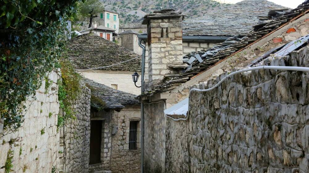 Μεταβιβάσεις ακινήτων: Στη Βουλή η διάταξη για ένα μήνα παράταση της ευνοϊκής ρύθμισης