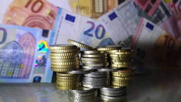 Παράταση στη ρύθμιση των 72 δόσεων για τα κορωνο-χρέη