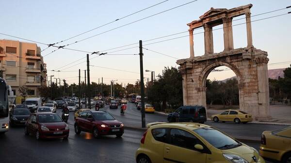 Τέλη κυκλοφορίας: Διορία έως τις 28 Φεβρουαρίου για την εξόφλησή τους