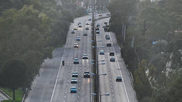 Τέλη κυκλοφορίας: Έως τα τέλη Φεβρουαρίου η δυνατότητα πληρωμής τους