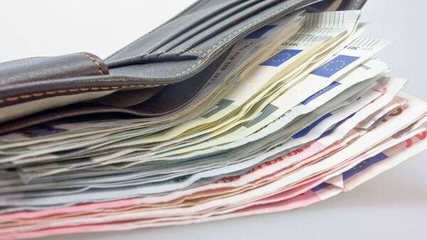 Ρύθμιση 72 δόσεων για οφειλές της πανδημίας -  Όλη η εγκύκλιος της ΑΑΔΕ