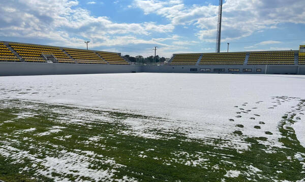 ΑΕΚ: Παραμένουν τα χιόνια στα Σπάτα - Τρέχουν για να παραδοθεί το γήπεδο (photos)