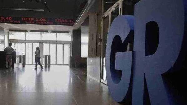 Σε κλοιό ισχυρών πιέσεων τα ελληνικά ομόλογα - Αύξηση 19% στην απόδοση του πενταετούς