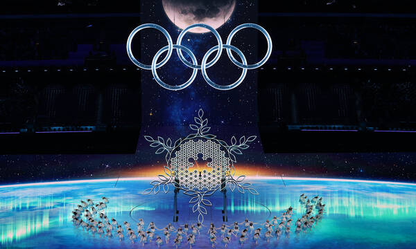 Χειμερινοί Ολυμπιακοί Αγώνες: Tα… φώτα σε Ελλάδα, Κίνα, Ρωσία και Ουκρανία (photos+videos)