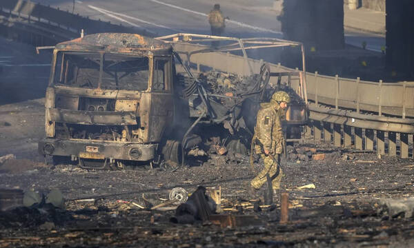 Ο εφιάλτης των μαζικών βομβαρδισμών μετά το τελεσίγραφο των Ρώσων: Διαπραγμάτευση ή παράδοση