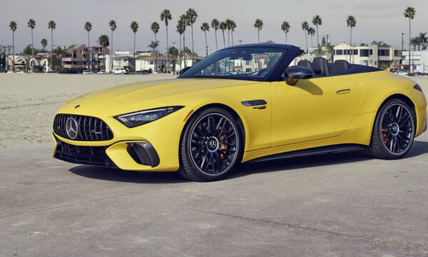 Η νέα δίλιτρη τετρακύλινδρη Mercedes SL 43 AMG μόνο ανέκδοτο δεν είναι