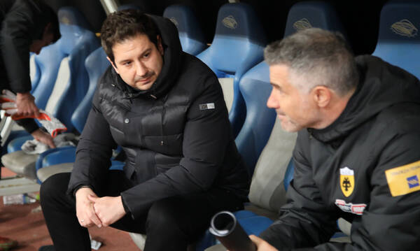 Βοηθός Γιαννίκη: «Δεν ταίριαξαν οι ιδέες μας στην ΑΕΚ – Χρειάζεται έμπειρο προπονητή»