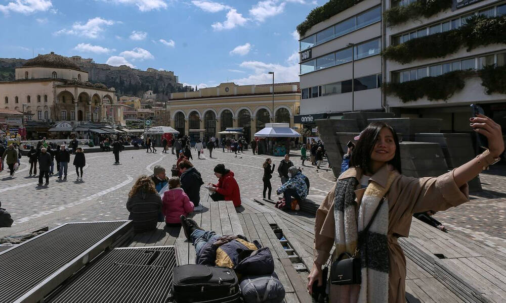 Κρούσματα σήμερα: 21.260 νέα ανακοίνωσε ο ΕΟΔΥ - 49 θάνατοι και 361 διασωληνωμένοι