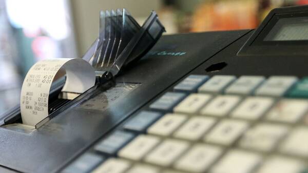 ΑΑΔΕ: Ποια τα πρόστιμα για τις τις «μαϊμού» αποδείξεις