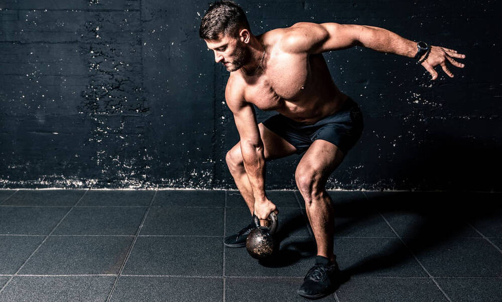 Πώς θα γραμμώσεις τα χέρια και τους ώμους σου μέσα σε 7 μέρες