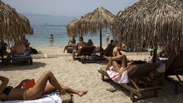 Νέες ρυθμίσεις για την παραχώρηση απλής χρήσης αιγιαλού και παραλίας