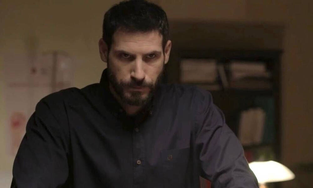 Σασμός: Θανάσης Πατριαρχέας: Ανέβασε backstage φωτογραφίες από τη δίκη του Αστέρη!