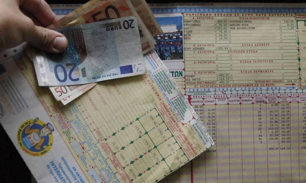 Ακρίβεια: Προκαλούν τρόμο οι λογαριασμοί των κοινοχρήστων – Χωρίς φως και θέρμανση πολλά σπίτια