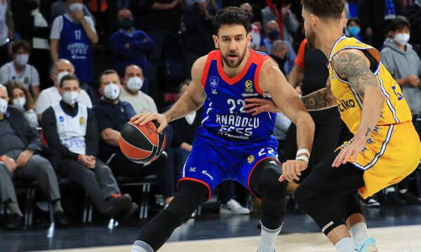 Αναντολού Εφές: Χάνει το υπόλοιπο της regular season ο Μίτσιτς!