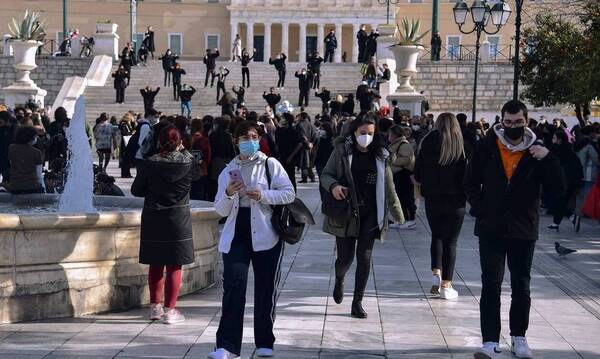 Κορονοϊός - Μέτρα: Καμία άρση πριν την Πρωτομαγιά - Πάσχα με πιστοποιητικά και μάσκες
