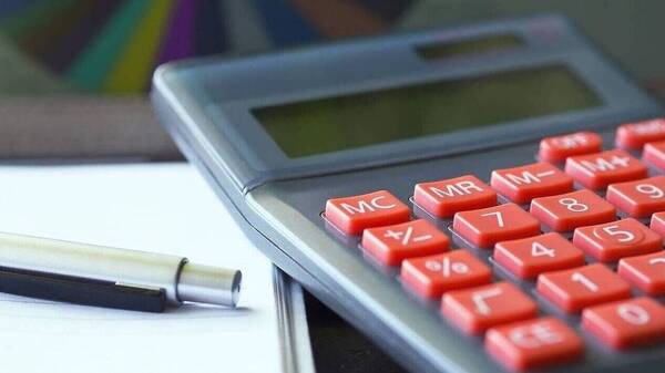 Φορολογικές δηλώσεις 2022: Τι θα γίνει με επιστροφές φόρων και ενοίκια