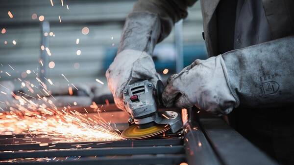 ΕΛΣΤΑΤ: Κατά 4,8% αυξήθηκε η βιομηχανική παραγωγή στη χώρα τον Φεβρουάριο