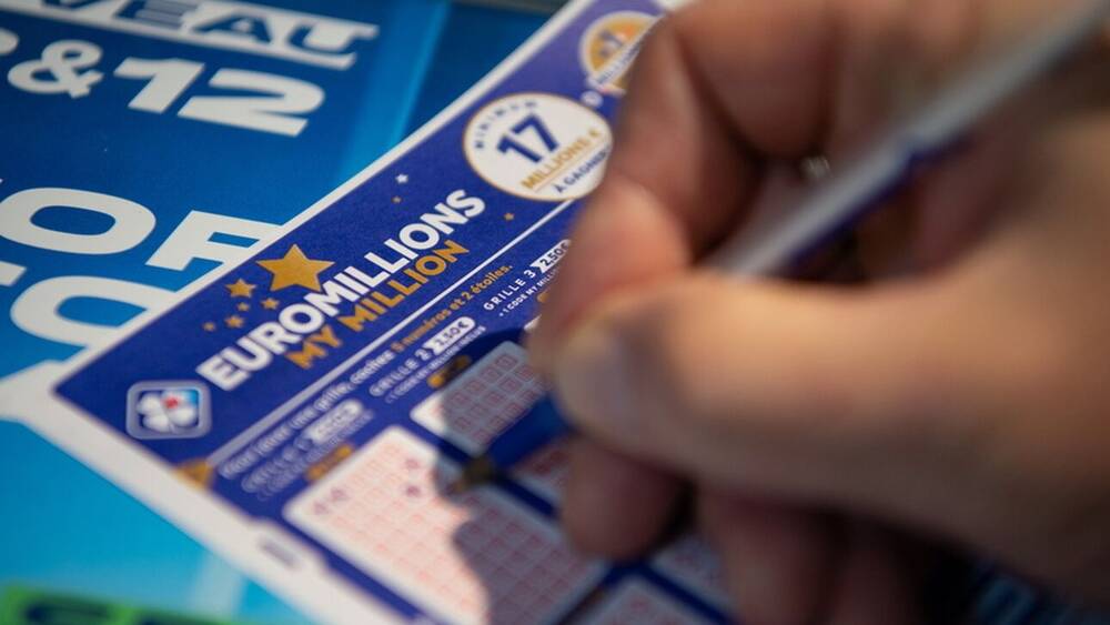 «Λαχείο» για το περιβάλλον: Γάλλος κέρδισε 199 εκατ. ευρώ και τα διαθέτει για τη σωτηρία του πλανήτη