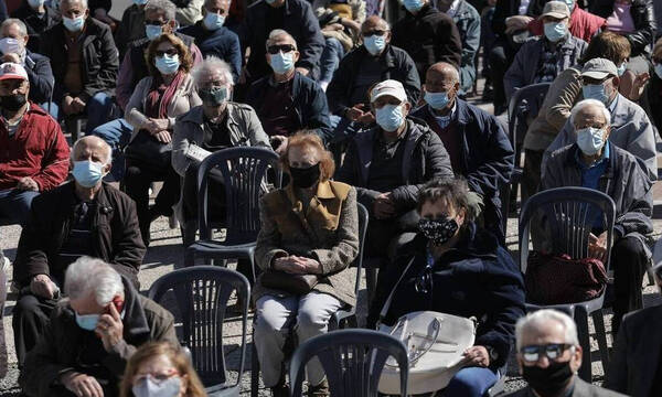 Fast track συντάξεις σε 3 μήνες - Όλη η διαδικασία σε 9 ερωτήσεις και απαντήσεις