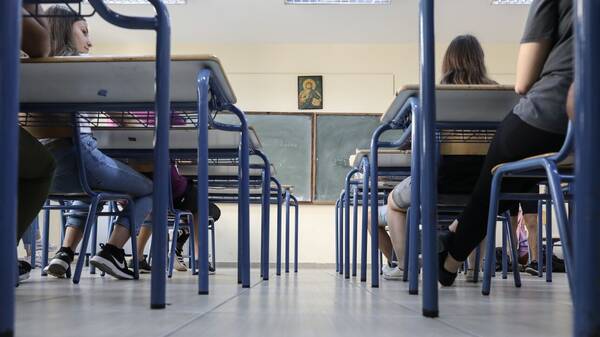 Πανελλήνιες 2022: Τι αλλάζει φέτος με τον υπολογισμό των μορίων