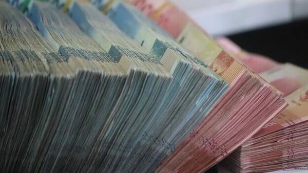 Απόφαση-βόμβα για τα Tαμεία: Παράθυρο για διαγραφές χρεών πέραν της 10ετίας