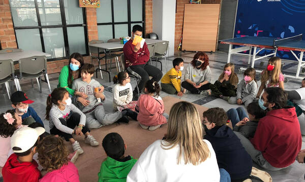 Μοίρασαν «φως» στο ΟΑΚΑ