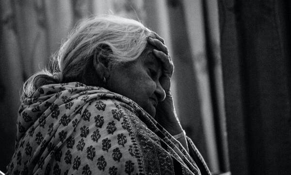 Τηλεφωνική απάτη σε 90χρονη: «Θα μείνει χωρίς πόδι η εγγονή σου» - Της άρπαξαν 7.700 ευρώ