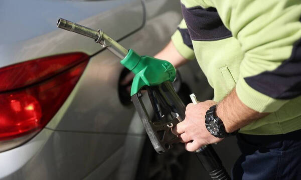 Επίδομα βενζίνης: Βήμα-βήμα η αίτηση για επιδότηση καυσίμων στο gov.gr – Πώς εκδίδεται η Fuel Pass