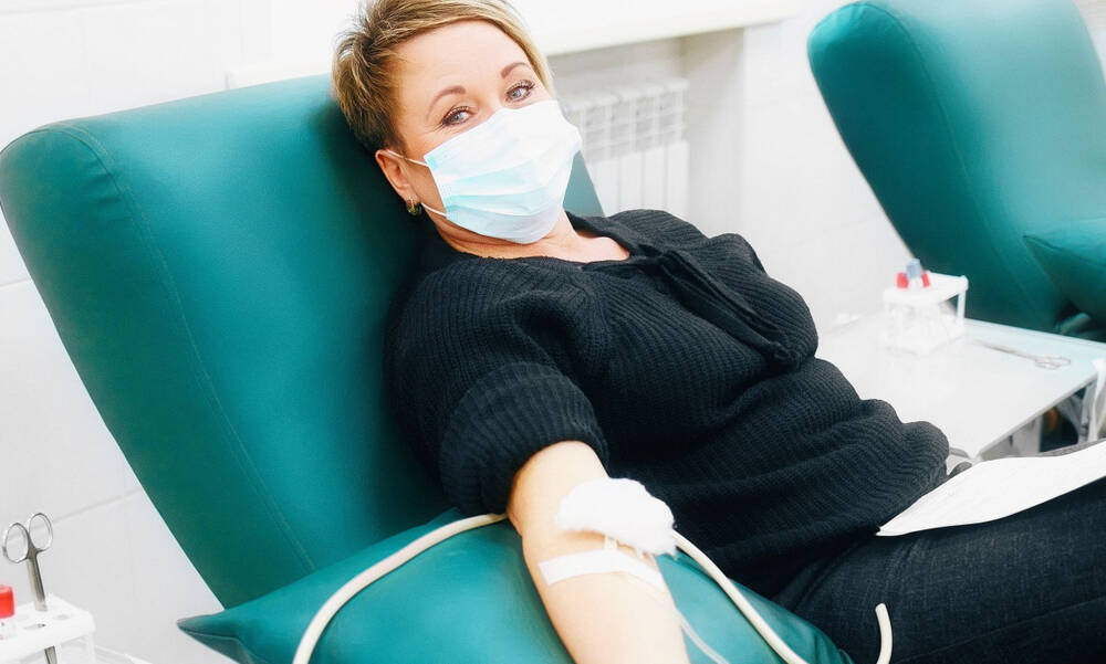 Ποιες αιματολογικές εξετάσεις πρέπει να κάνει κάθε μεσήλικας (εικόνες)