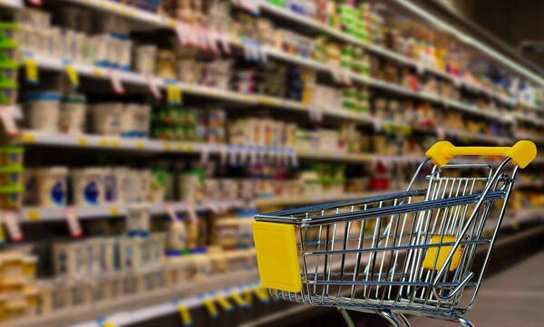 Η ακρίβεια φέρνει επισιτιστική κρίση παρά την επάρκεια αγαθών