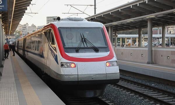 Θεσσαλονίκη - Αθήνα σε λιγότερο από τέσσερις ώρες: Πρώτο δρομολόγιο για το «λευκό βέλος»