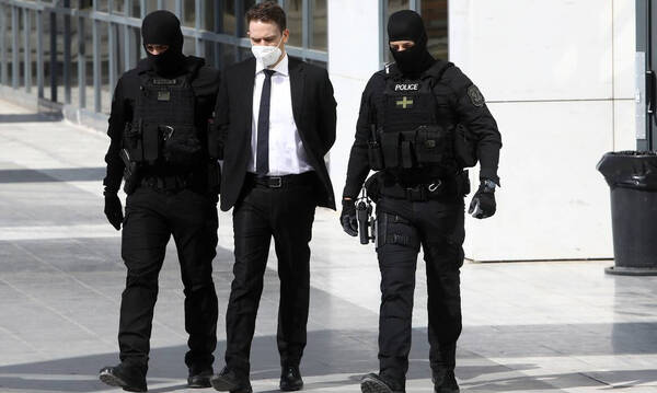 Δίκη για Γλυκά Νερά: Ένοχος για τον φόνο της Καρολάιν ο Μπάμπης Αναγνωστόπουλος