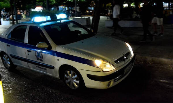 Συνελήφθη ο νεαρός που μαχαίρωσε ιδιοκτήτρια καταστήματος στο Μενίδι – 22 ετών και σεσημασμένος