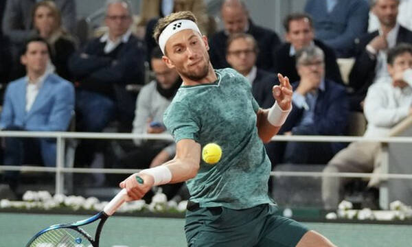 Roland Garros: Παρθενική πρόκριση σε ημιτελικό Grand Slam για τον Κάσπερ Ρουντ 