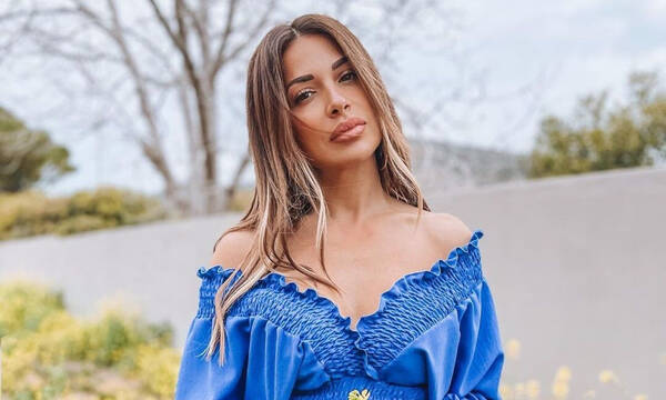 Η Ελένη Χατζίδου στο gossip-tv για την φωτιά στη Βούλα: «Βλέπω τον καπνό είναι πάρα πολύ κοντά μας»