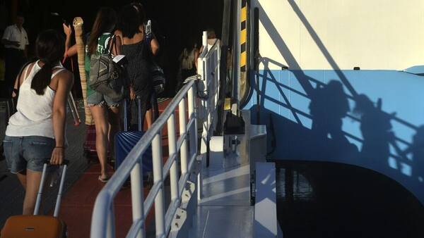 Ακριβότερες οι διακοπές στα νησιά - Ανεβαίνει κι άλλο το κόστος των ακτοπλοϊκών από τον Ιούλιο