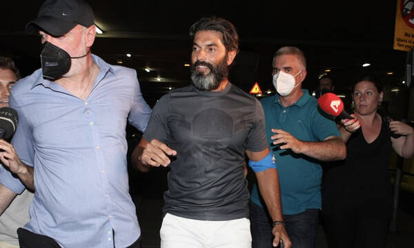 Survivor: Ο Σπύρος Μαρτίκας επέστρεψε στην Ελλάδα - Έκπληκτος με το κυνηγητό από τους ρεπόρτερ