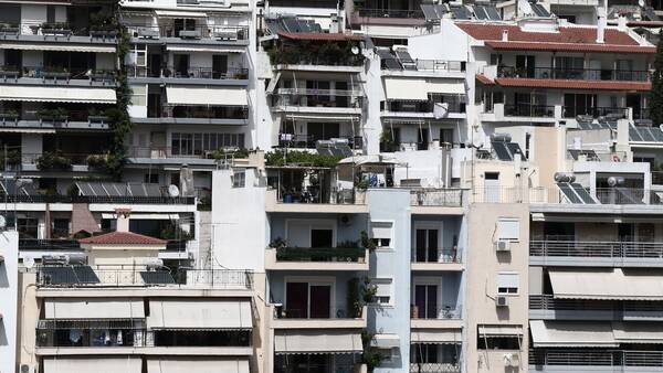 Νέο Εξοικονομώ: Έως 21.000 ευρώ οι επιδοτήσεις για όσους έκαναν αίτηση