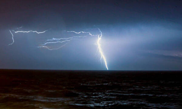 Καιρός: Έρχεται πτώση της θερμοκρασίας - Πότε και πού θα βρέξει